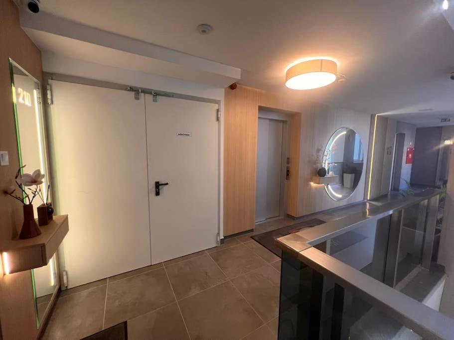 Karzo Property Lk 206 บูดาเปสต์ ภายนอก รูปภาพ